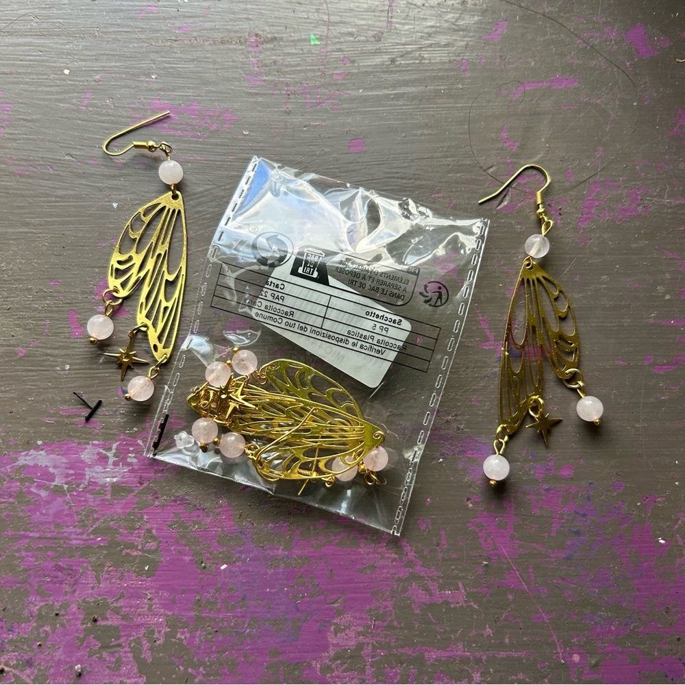 Elegant Gold and Pink Dangle Earrings